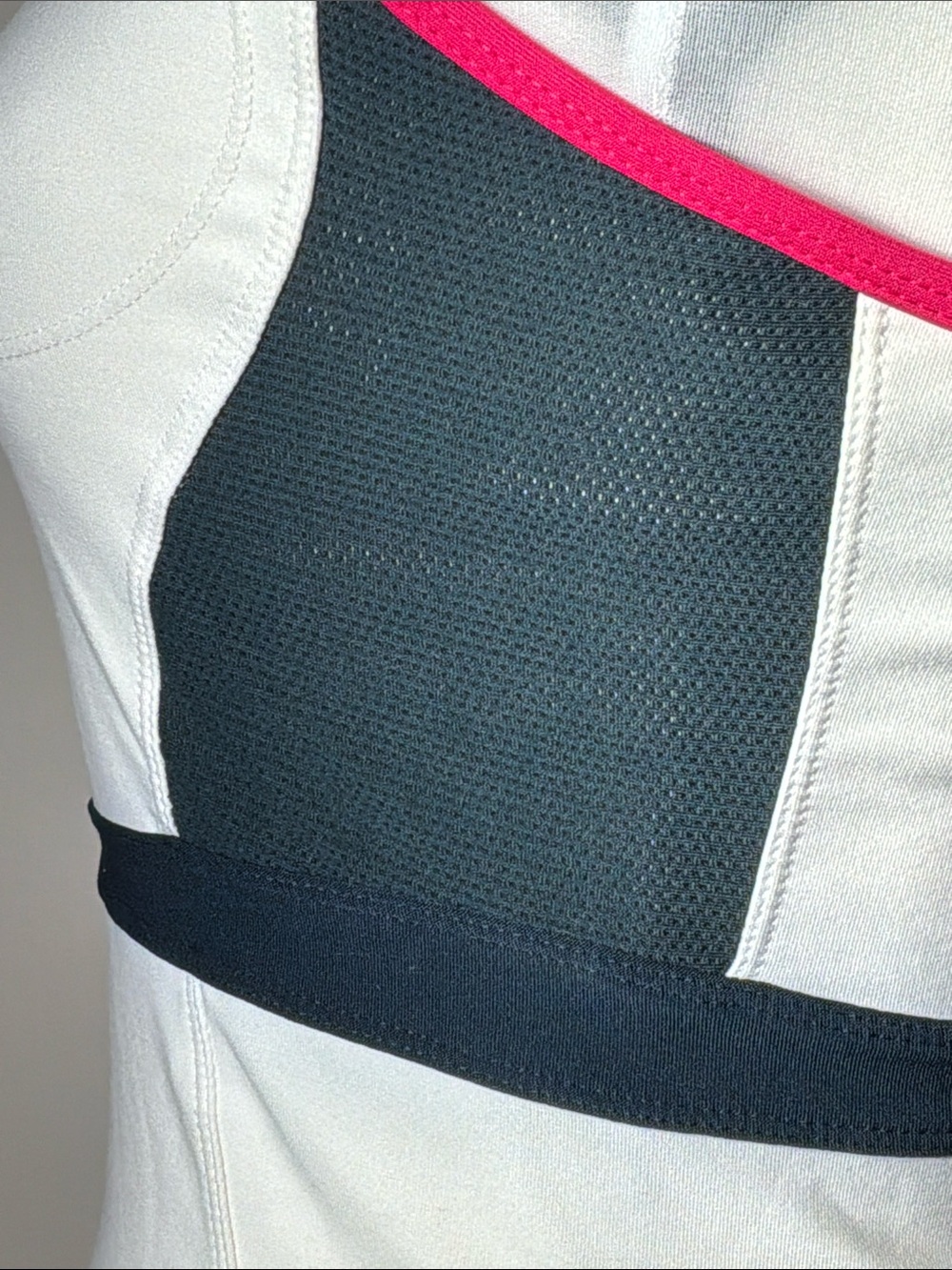 Nike Fitted T-back Tank Top White/Black/Hot Pink Sz M - Picture 6 of 13